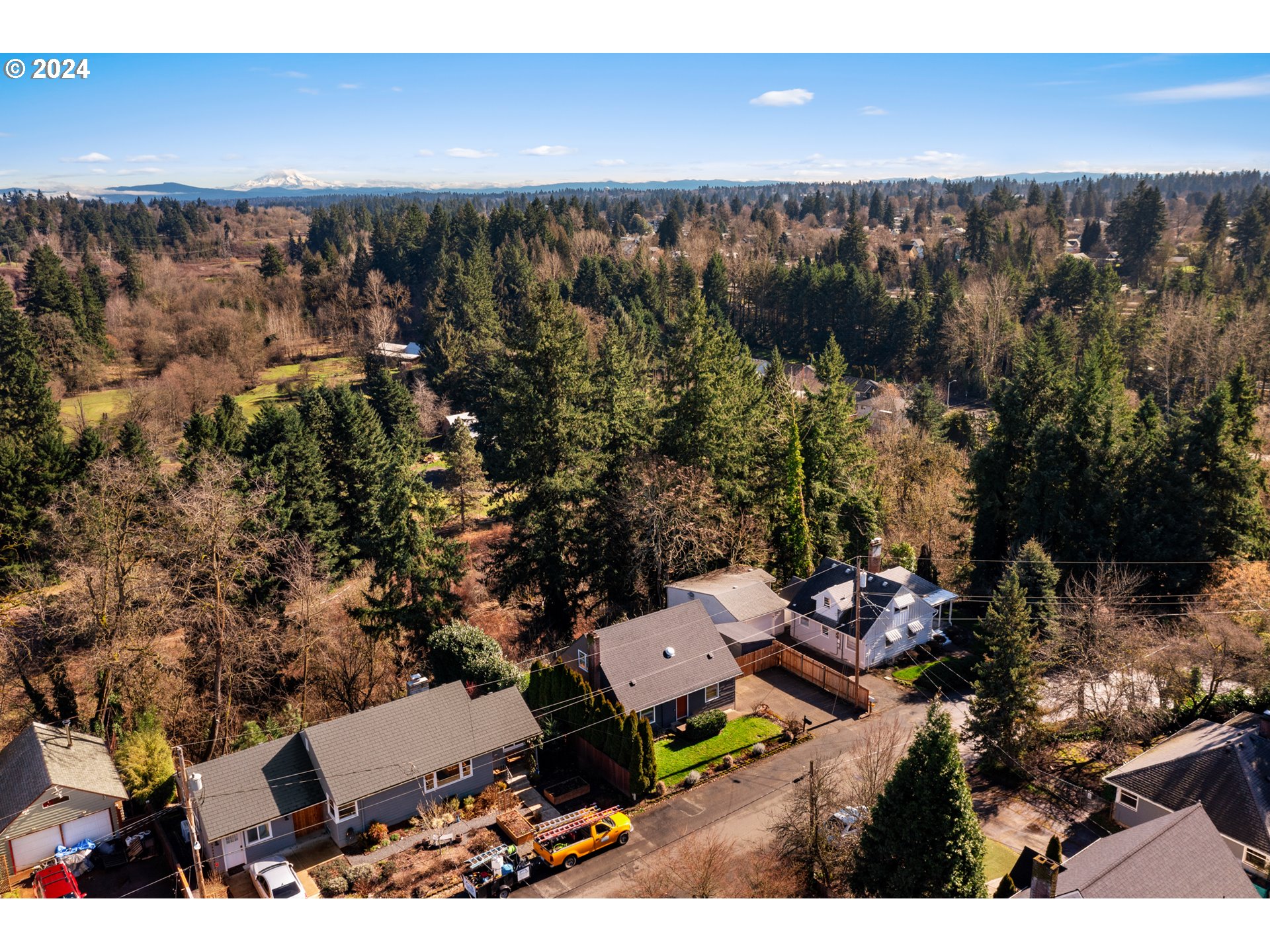 4313 Northeast Valley View Lane Vancouver, WA 98663 - Photo 4 of 48 an aerial view of multiple house