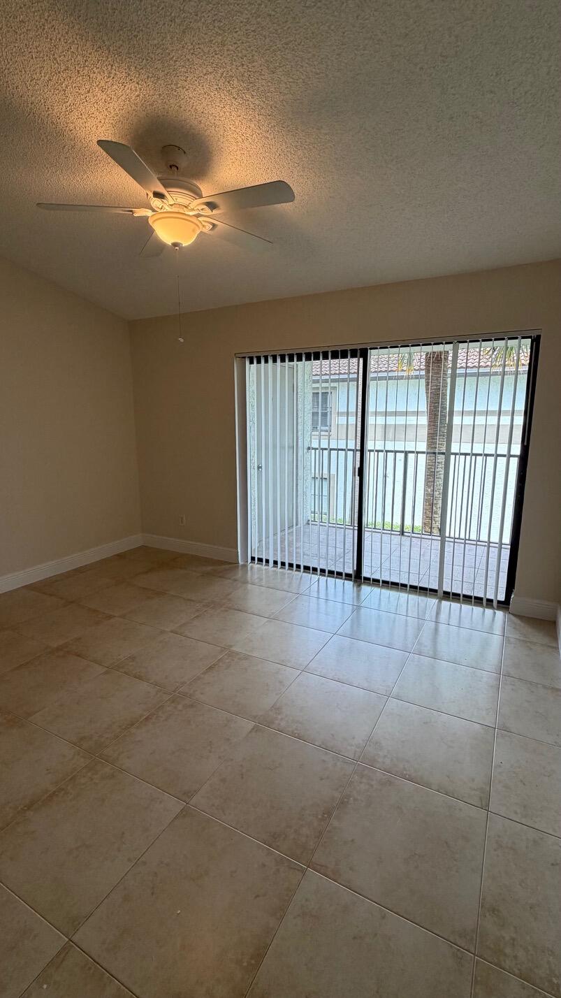 520 South Park Road, Unit 2212 Hollywood, FL 33021 - Photo 10 of 23 IMG_2769
