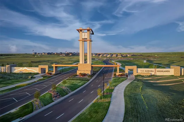 $779,990 | 4125 North Duquesne Court, Aurora, CO 80019