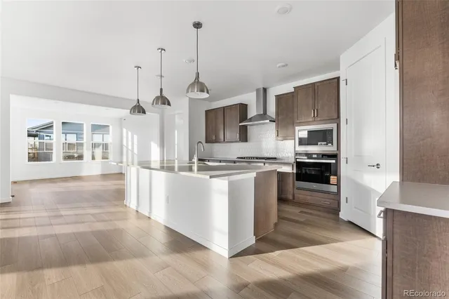 $779,990 | 4125 North Duquesne Court, Aurora, CO 80019