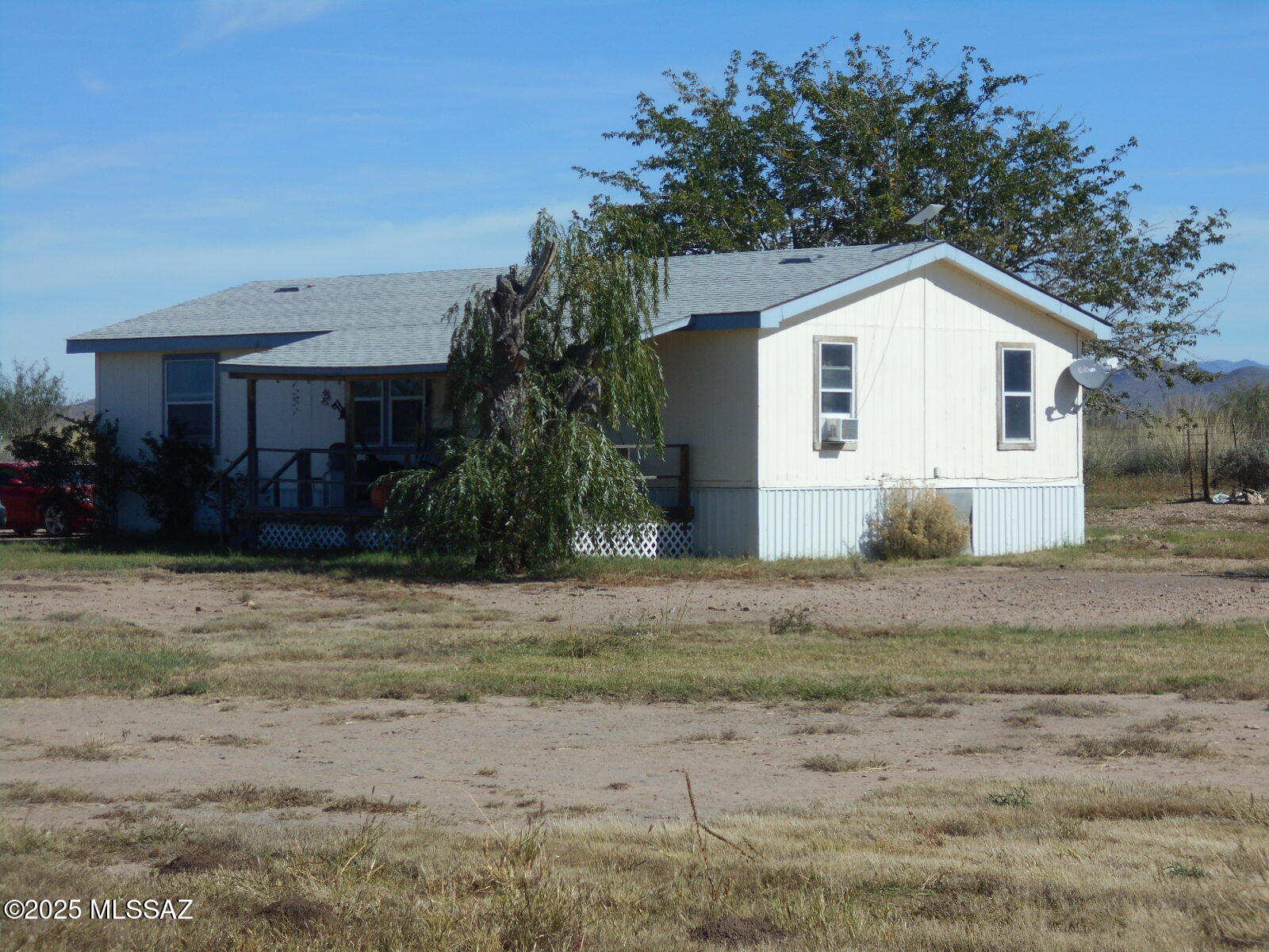 10747 North Bell Road Elfrida, AZ 85610 - Photo 1 of 41