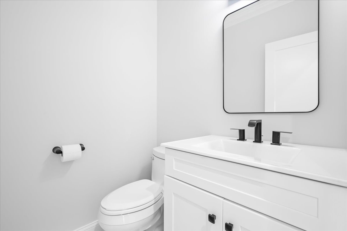 911 Oxford Road Deerfield, IL 60015 - Photo 13 of 30