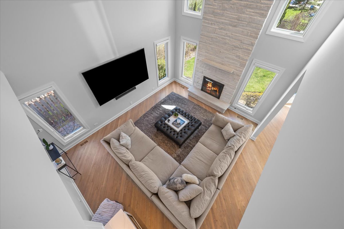 911 Oxford Road Deerfield, IL 60015 - Photo 15 of 30