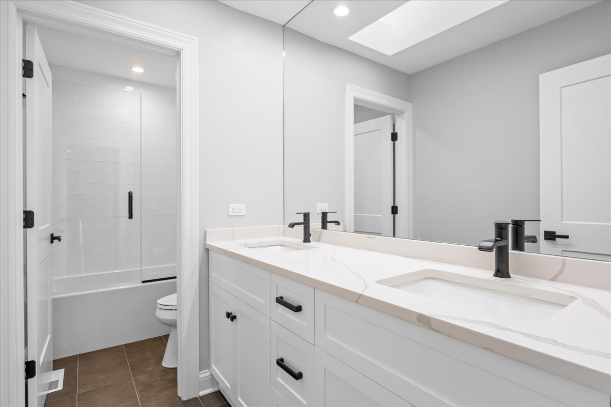 911 Oxford Road Deerfield, IL 60015 - Photo 20 of 30