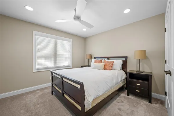 $1,499,000 | 911 Oxford Road, Deerfield, IL 60015