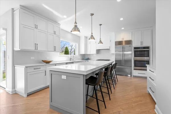 $1,499,000 | 911 Oxford Road, Deerfield, IL 60015