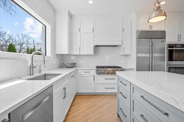 $1,499,000 | 911 Oxford Road, Deerfield, IL 60015