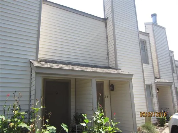 $1,400 | 631 Cedarwood Drive, Mandeville, LA 70471