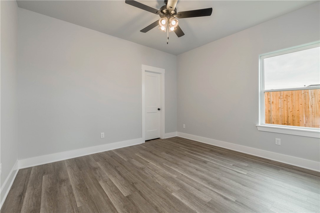 2811 Spector Drive Bryan, TX 77808 - Photo 13 of 23