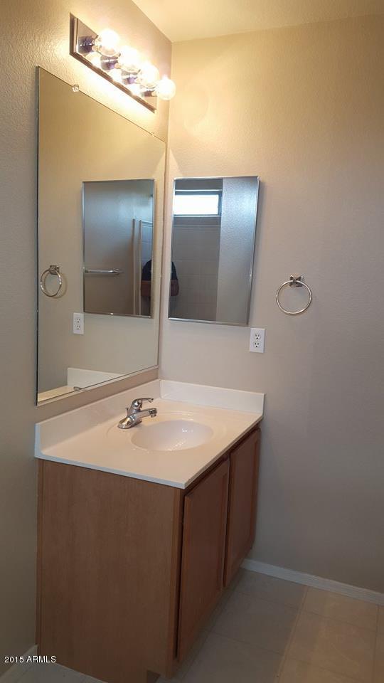 6448 West Beverly Road Laveen, AZ 85339 - Photo 32 of 41 Bathroom 3