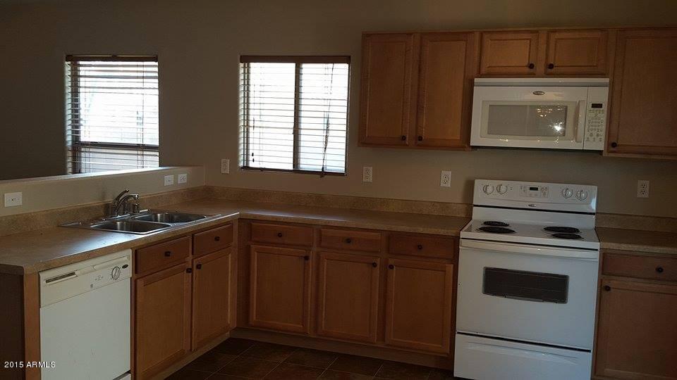 6448 West Beverly Road Laveen, AZ 85339 - Photo 6 of 41 Kitchen