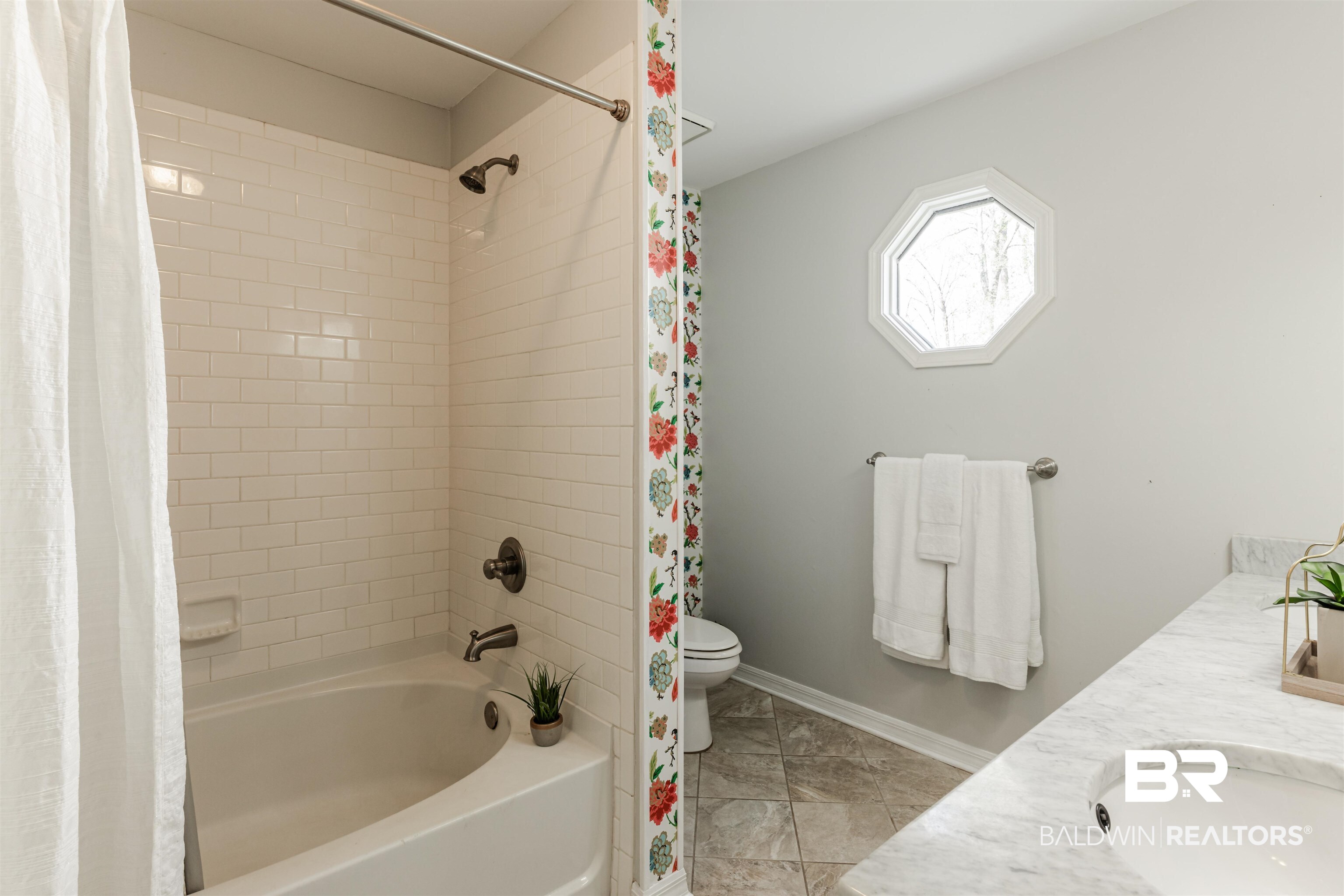 3844 Isabel Way South Mobile, AL 36693 - Photo 26 of 49 Full bathroom with vanity, shower / bath combo, and toilet