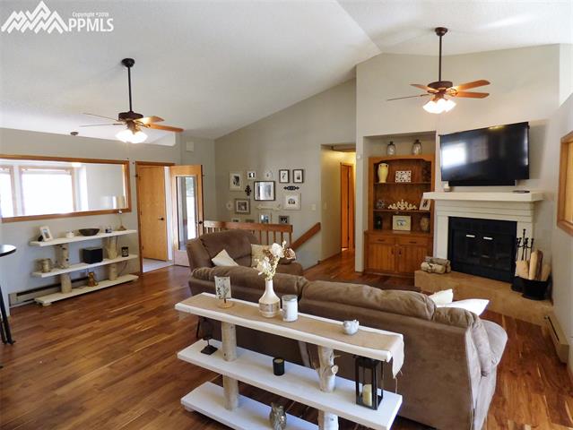 2435 Ramsgate Terrace Colorado Springs, CO 80919 - Photo 4 of 31 Gallery Image 4