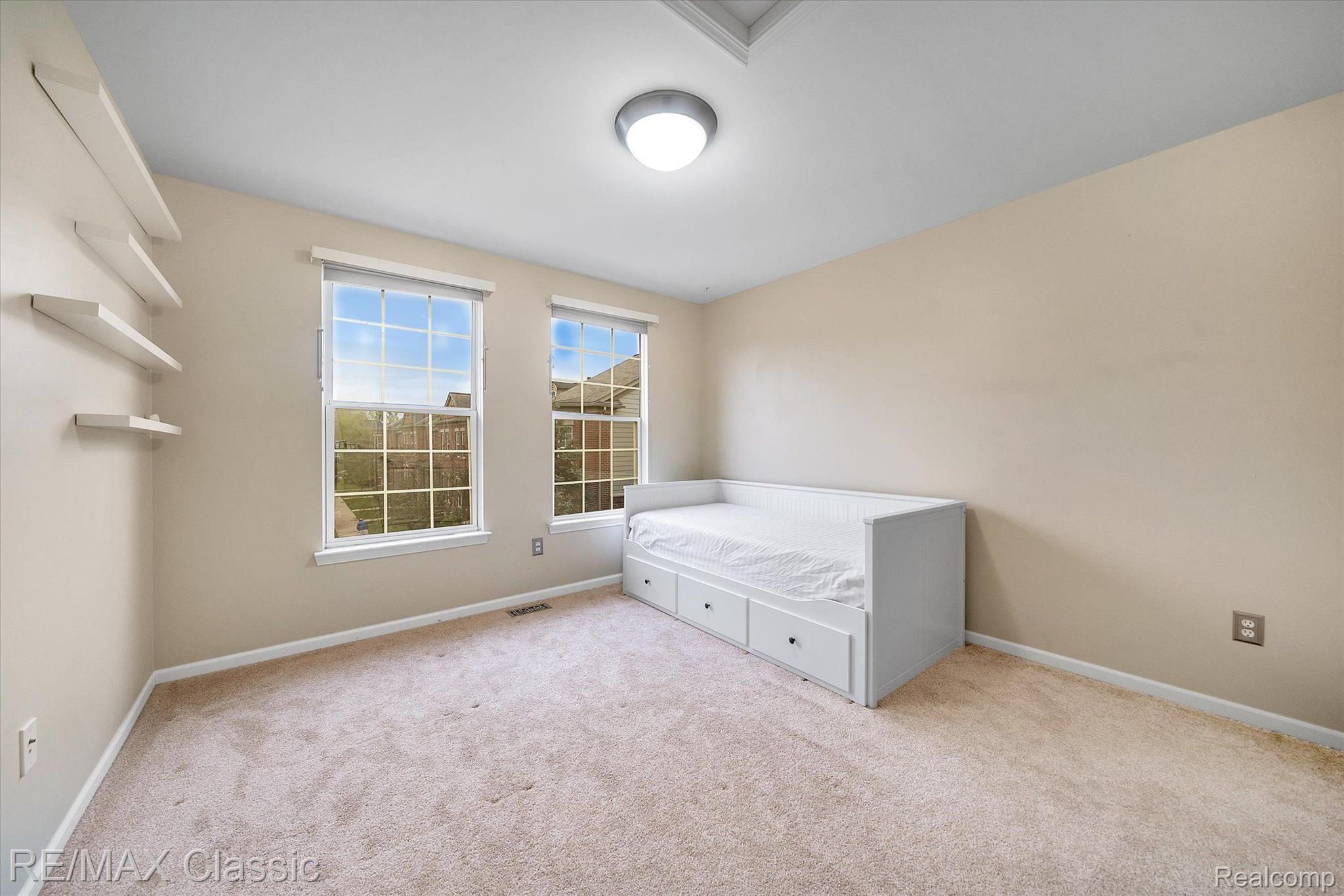 49746 Potomac Road Canton, MI 48188 - Photo 31 of 46 Gallery Image 31