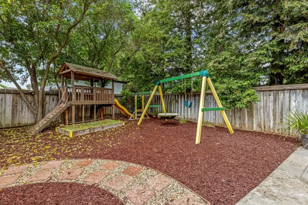 $1,080,000 | 1300 Meadow Court, Morgan Hill, CA 95037