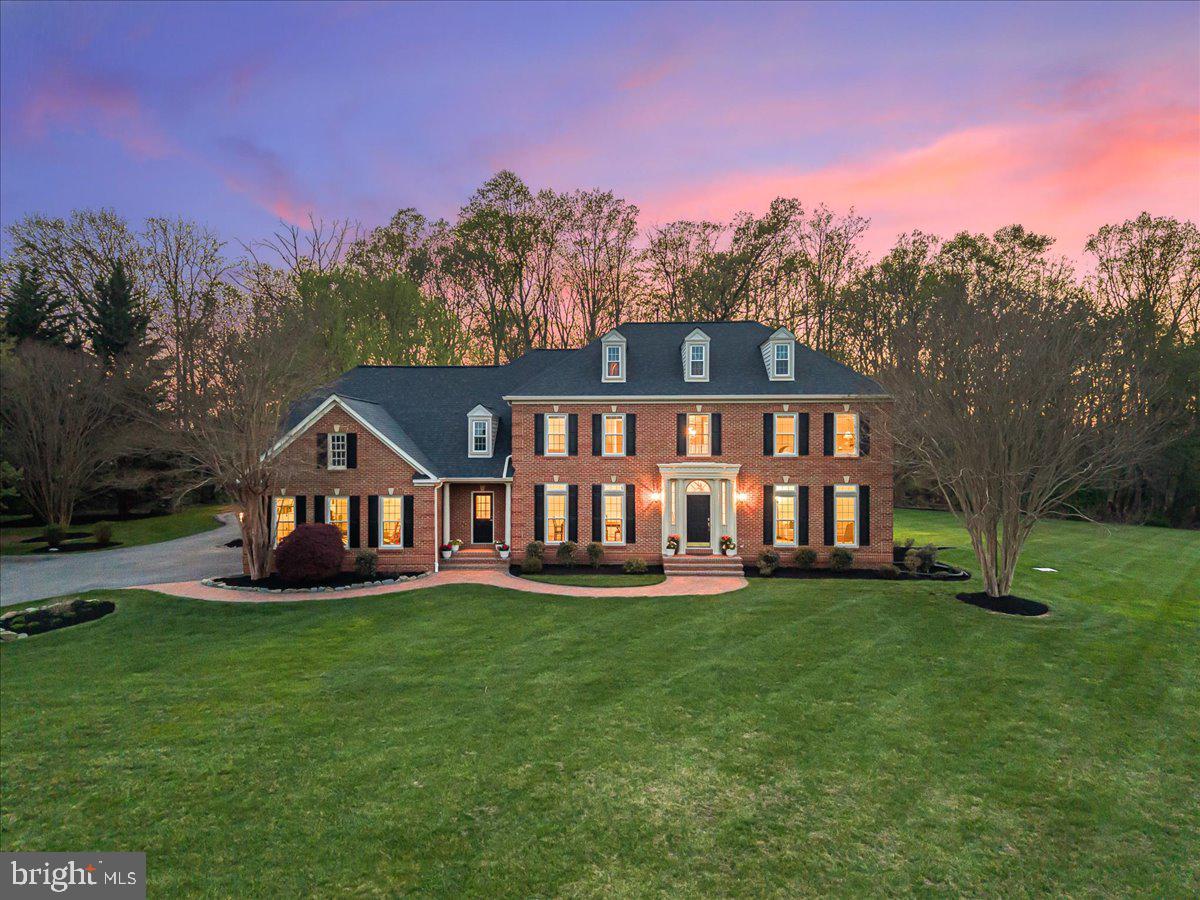 9653 Watkins Road Gaithersburg, MD 20882 - Photo 15 of 17 Come home to happy!