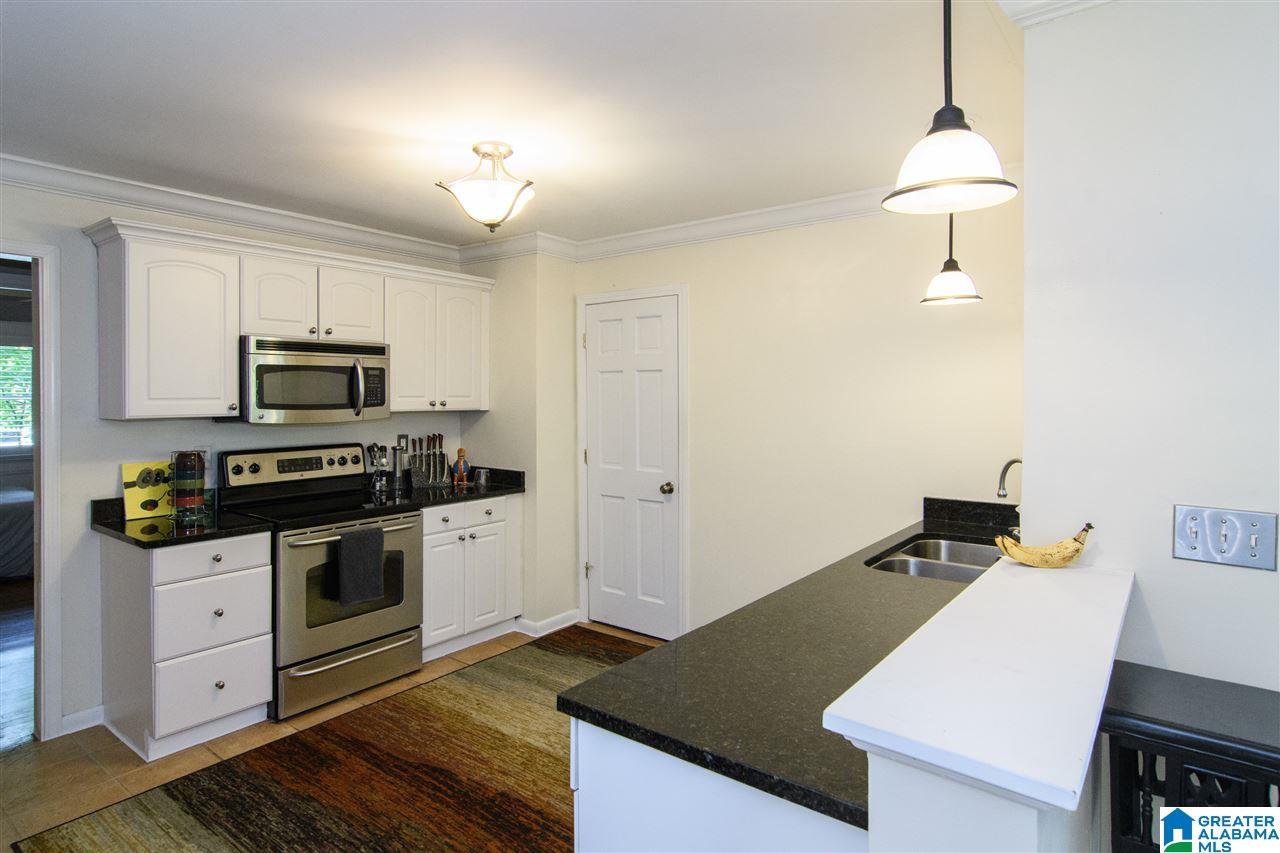 1500 Royce Road Birmingham, AL 35209 - Photo 9 of 37