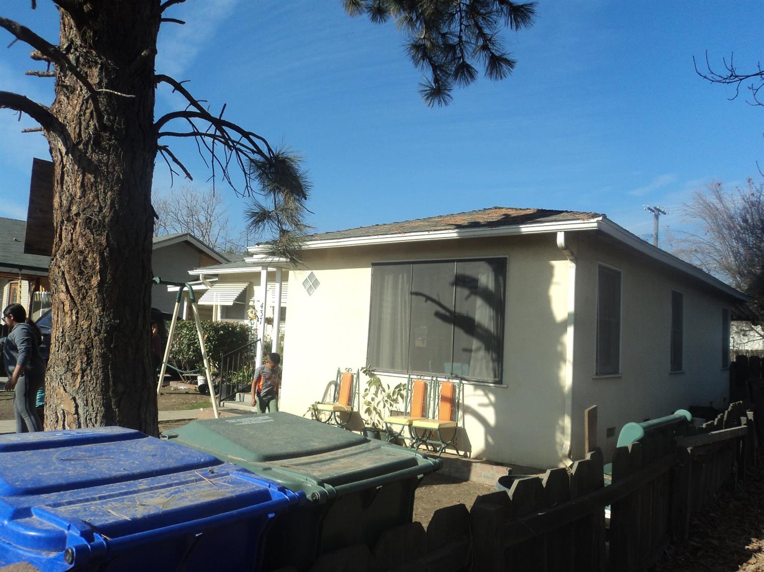 437 Merced Street Parlier, CA 93648 - Photo 2 of 23 Gallery Image 2