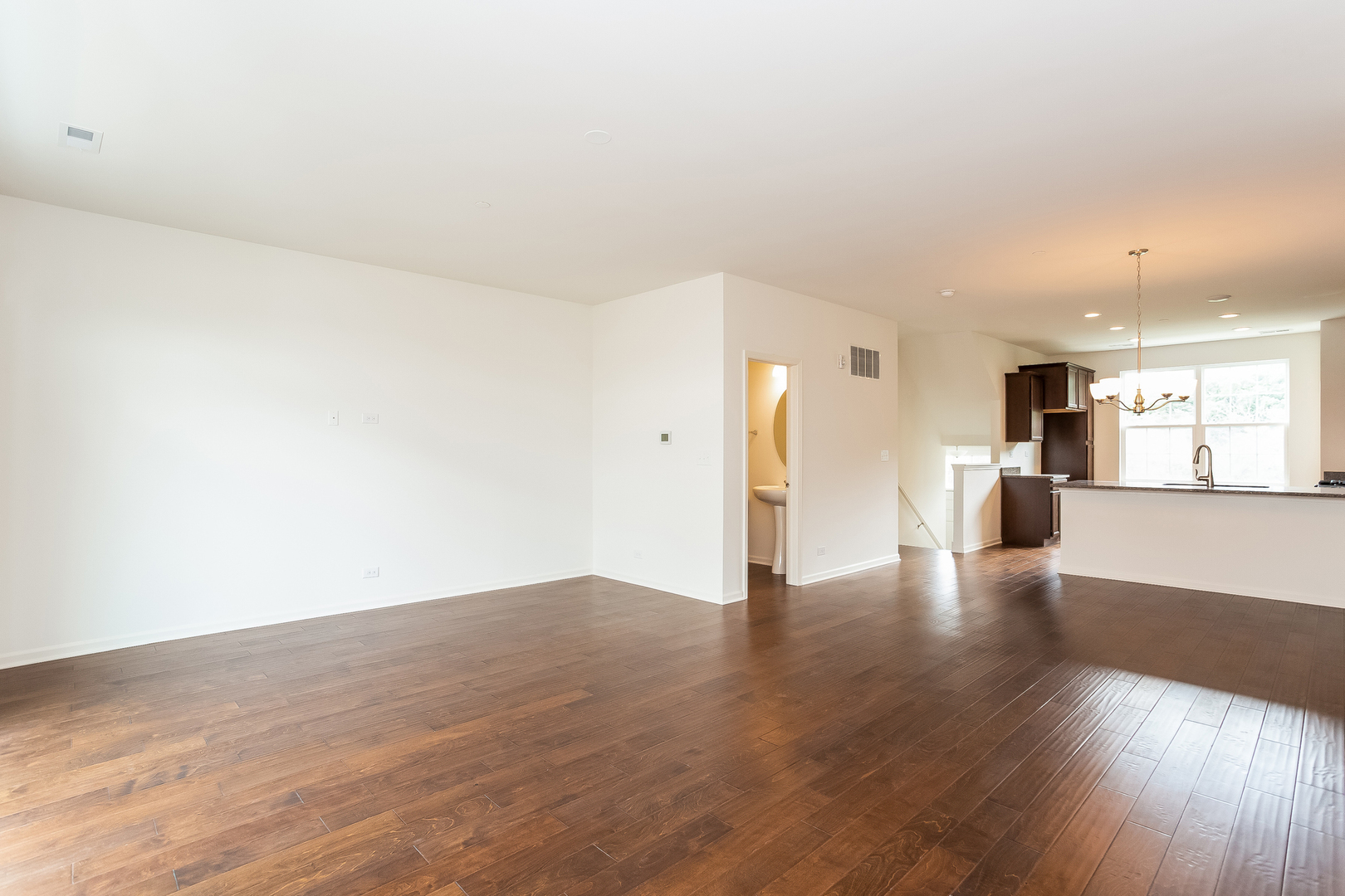 402 Prairie Court Morton Grove, IL 60053 - Photo 4 of 18