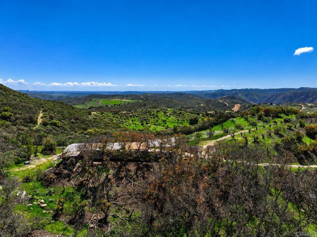2339 Green Valley Road Fallbrook, CA 92028 - Photo 14 of 39