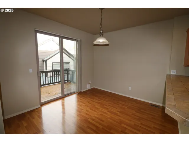 $350,000 | 1461 Southwest Edgefield Meadows Terrace, Troutdale, OR 97060