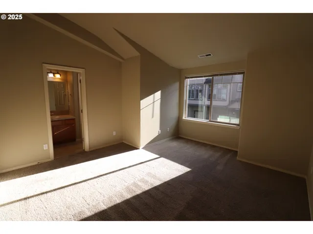 $350,000 | 1461 Southwest Edgefield Meadows Terrace, Troutdale, OR 97060