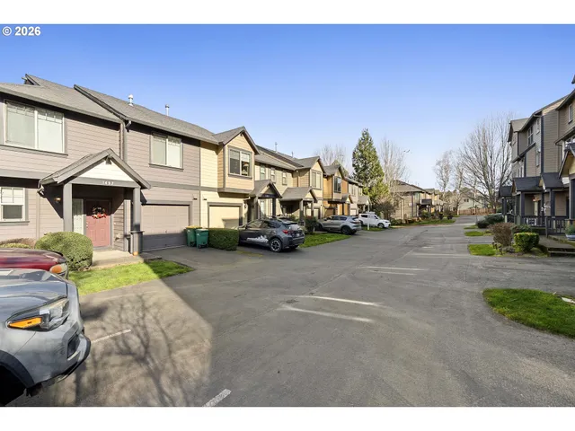 $320,000 | 1461 Southwest Edgefield Meadows Terrace, Troutdale, OR 97060