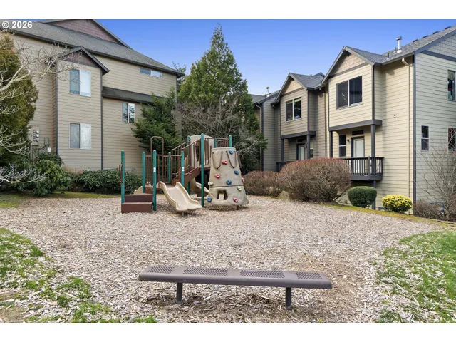 $320,000 | 1461 Southwest Edgefield Meadows Terrace, Troutdale, OR 97060