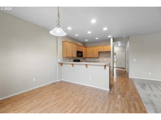 $320,000 | 1461 Southwest Edgefield Meadows Terrace, Troutdale, OR 97060