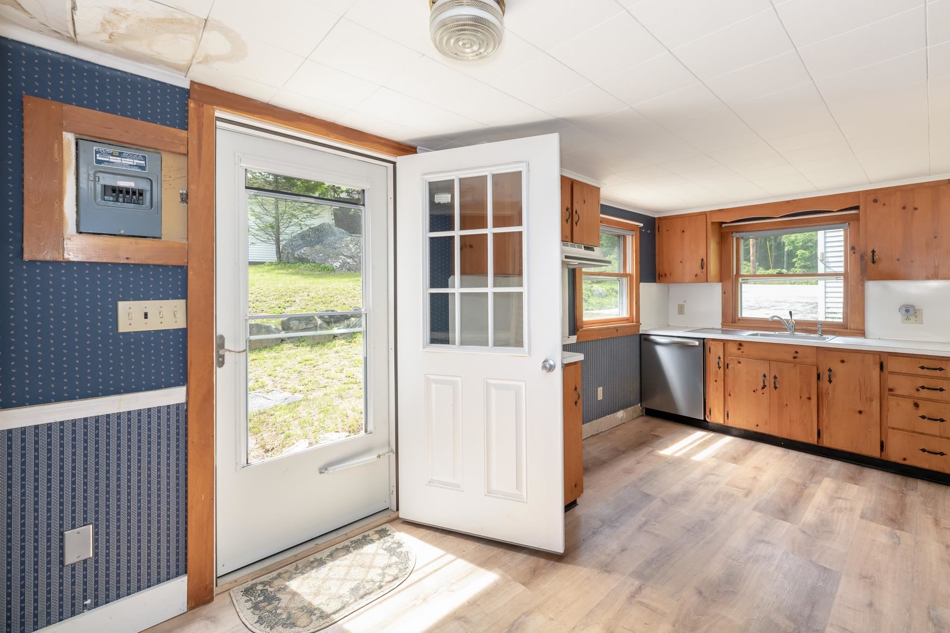 7 Loon Cove Road Alton, NH 03810 - Photo 18 of 39