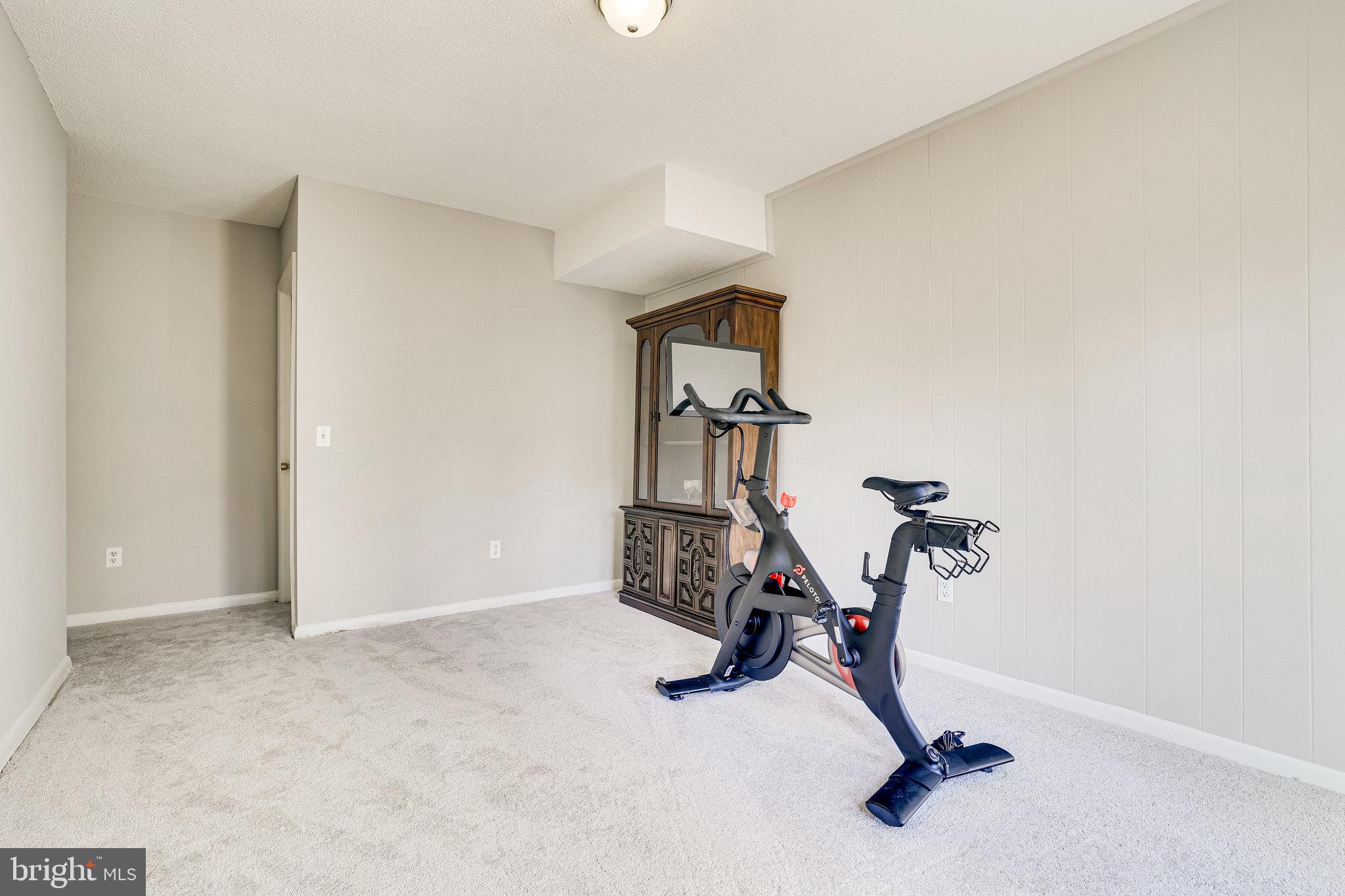 11969 Barrel Cooper Court Reston, VA 20191 - Photo 43 of 73 Rec room
