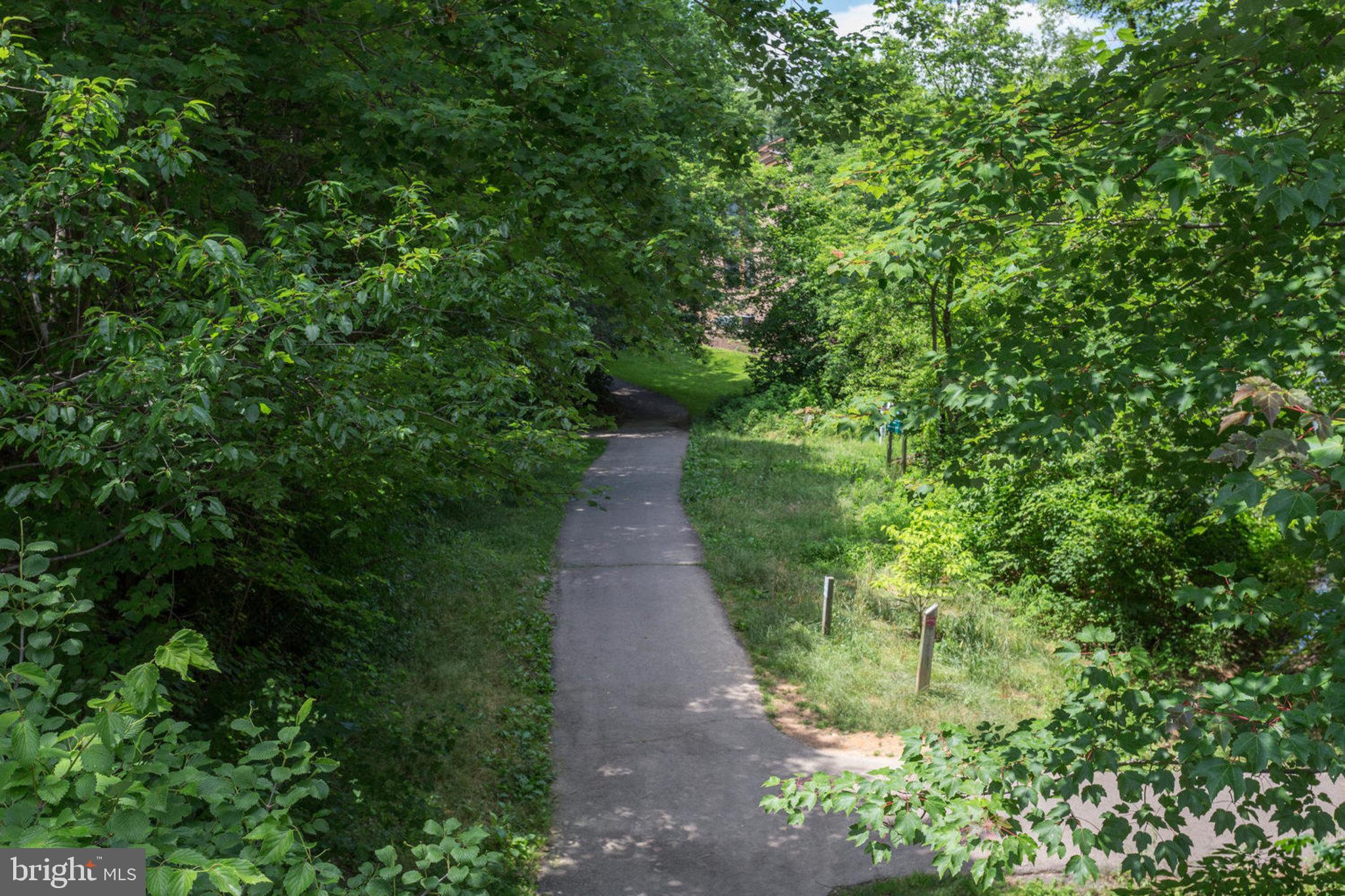 11969 Barrel Cooper Court Reston, VA 20191 - Photo 60 of 73 Community trails