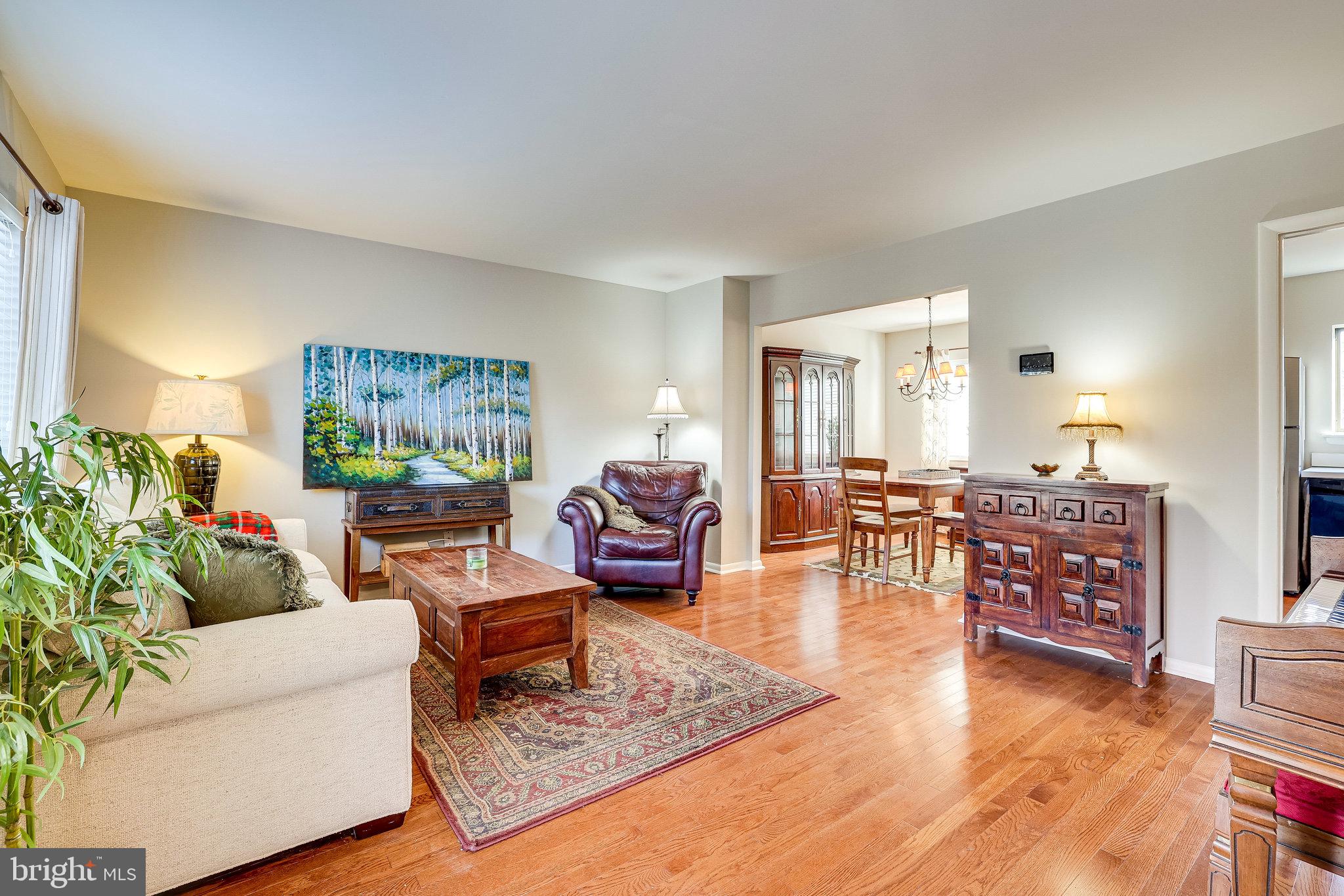 11969 Barrel Cooper Court Reston, VA 20191 - Photo 7 of 73 Hardwood living room