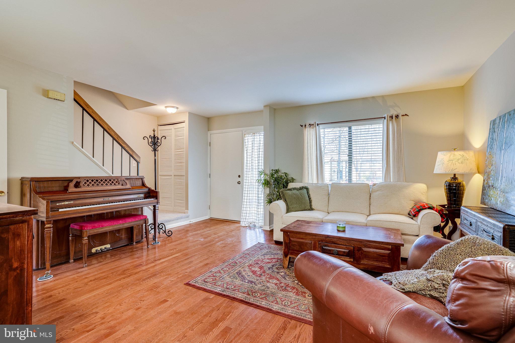 11969 Barrel Cooper Court Reston, VA 20191 - Photo 10 of 73 Hardwood living room