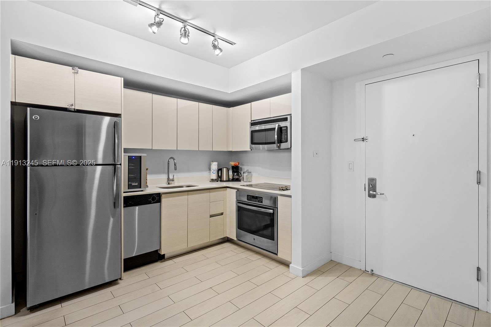 2602 East Hallandale Beach Boulevard, Unit R703 Hallandale Beach, FL 33009 - Photo 8 of 85