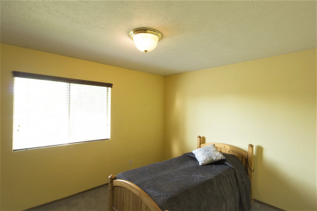 512 East Ballard Road Colbert, WA 99005 - Photo 10 of 20
