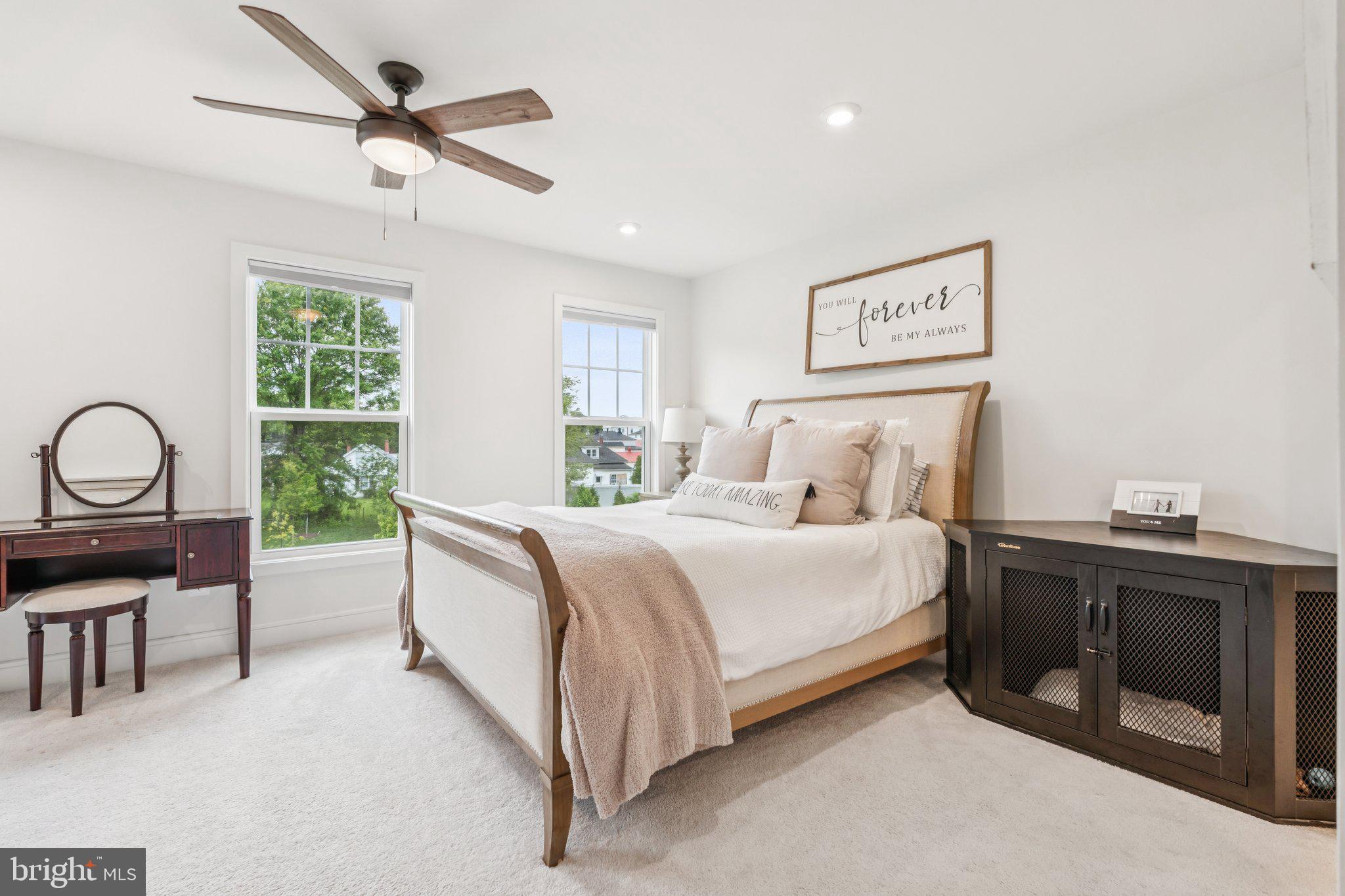 3580 Stephensons Hl Lane Marshall, VA 20115 - Photo 20 of 41 a bedroom with a bed and a chandelier