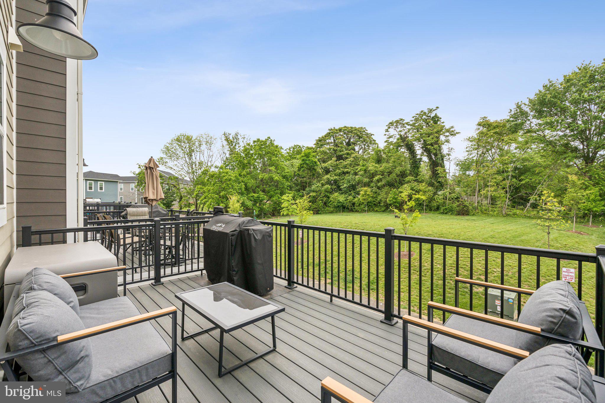3580 Stephensons Hl Lane Marshall, VA 20115 - Photo 33 of 41 a balcony with wooden floor and city view
