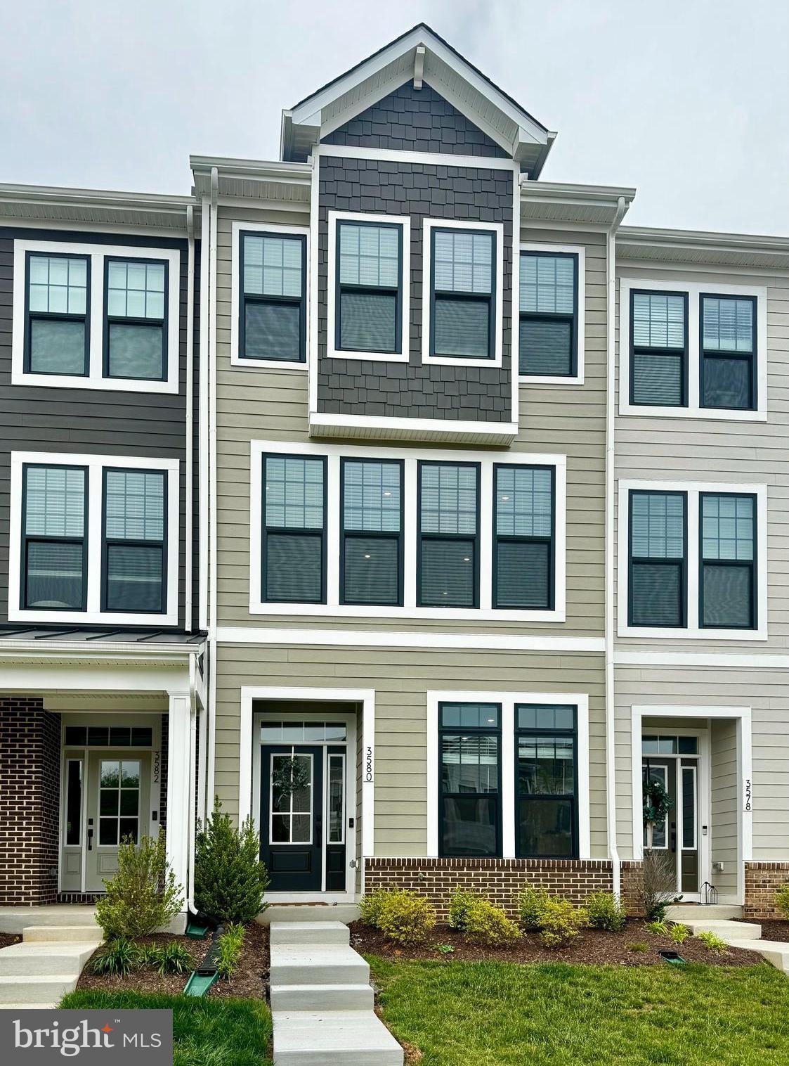 3580 Stephensons Hl Lane Marshall, VA 20115 - Photo 41 of 41 front view of a building