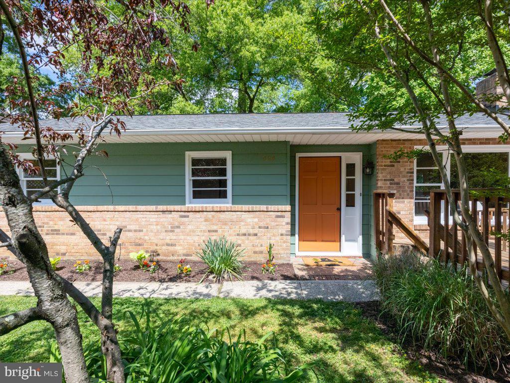 424 Londontown Road Edgewater, MD 21037 - Photo 5 of 52