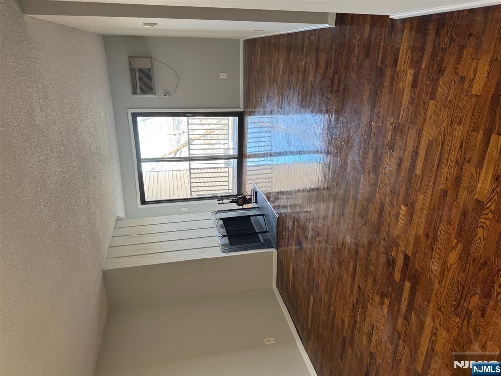 2 Hackensack Street, Unit F1 Wood-Ridge, NJ 07075 - Photo 3 of 6