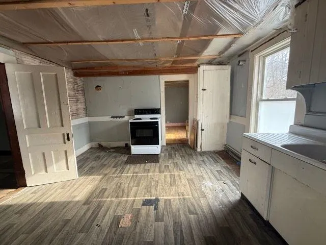 $250,000 | 33 Munroe Street, Franklin, NH 03235