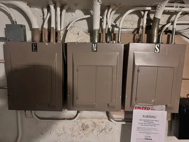 $489,900 | 946 Ferdinand Avenue, Forest Park, IL 60130