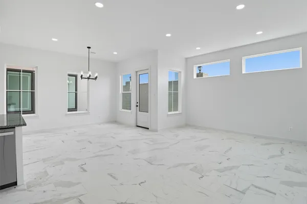 $3,000 | 2927 El Fenice Lane, Houston, TX 77057