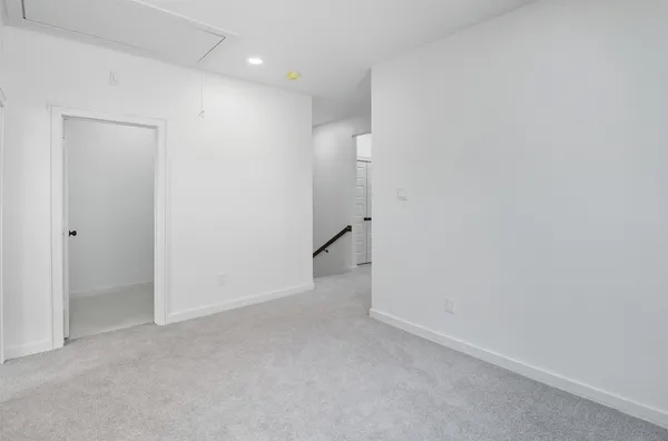 $3,000 | 2927 El Fenice Lane, Houston, TX 77057