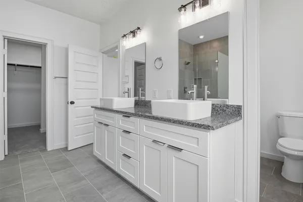$3,000 | 2927 El Fenice Lane, Houston, TX 77057