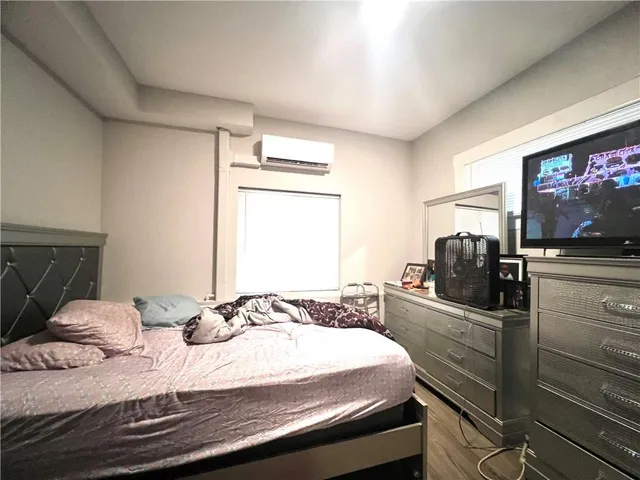 $179,950 | 3012 College Avenue, Kansas City, MO 64128