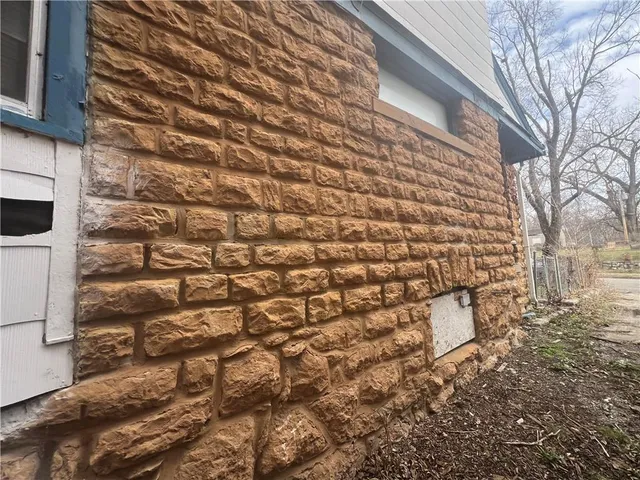 $179,950 | 3012 College Avenue, Kansas City, MO 64128