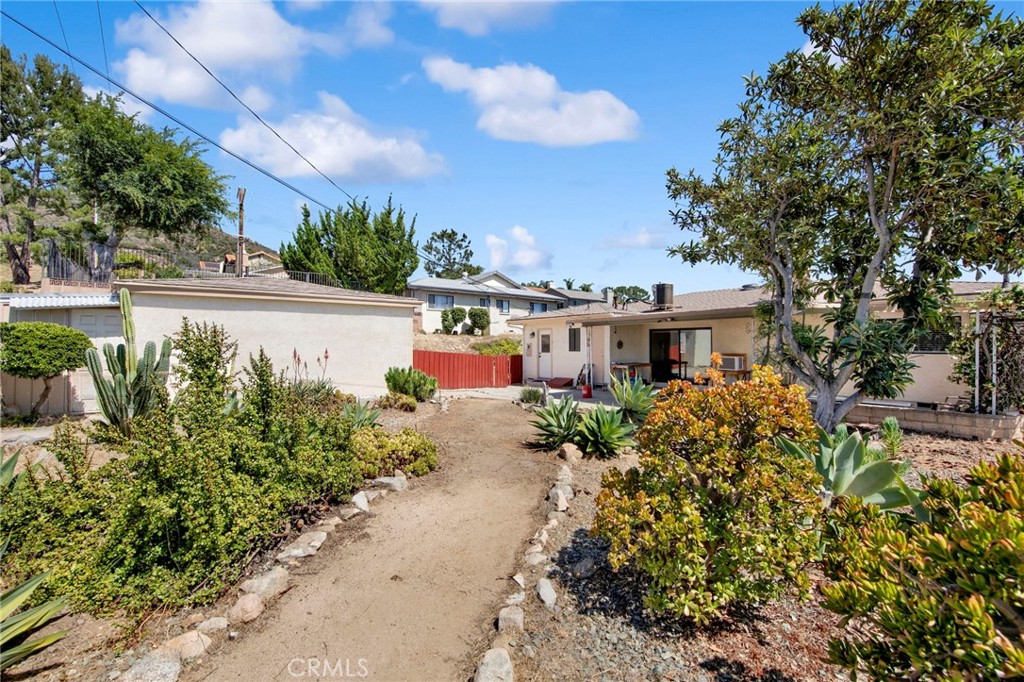 7217 Lonzo Street Tujunga, CA 91042 - Photo 19 of 29