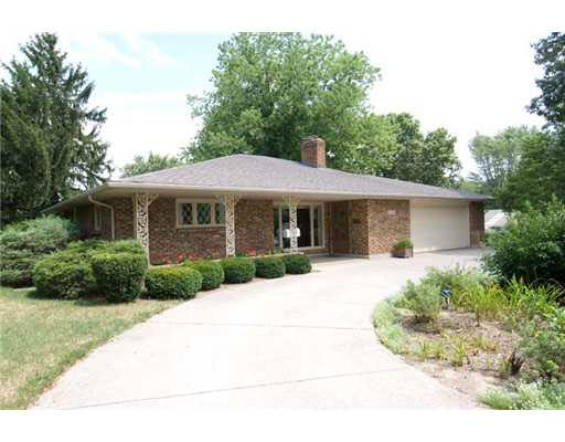 17645 Cleveland Road South Bend, IN 46635 - Photo 1 of 12 Gallery Image 1